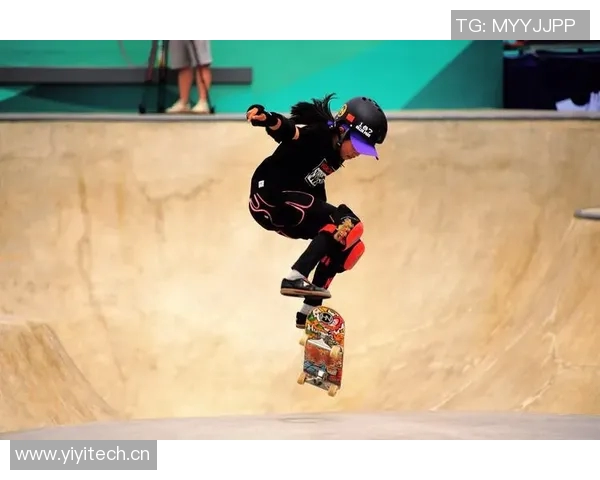 杭州滑板队灵活性探秘：运动与艺术的完美结合之旅